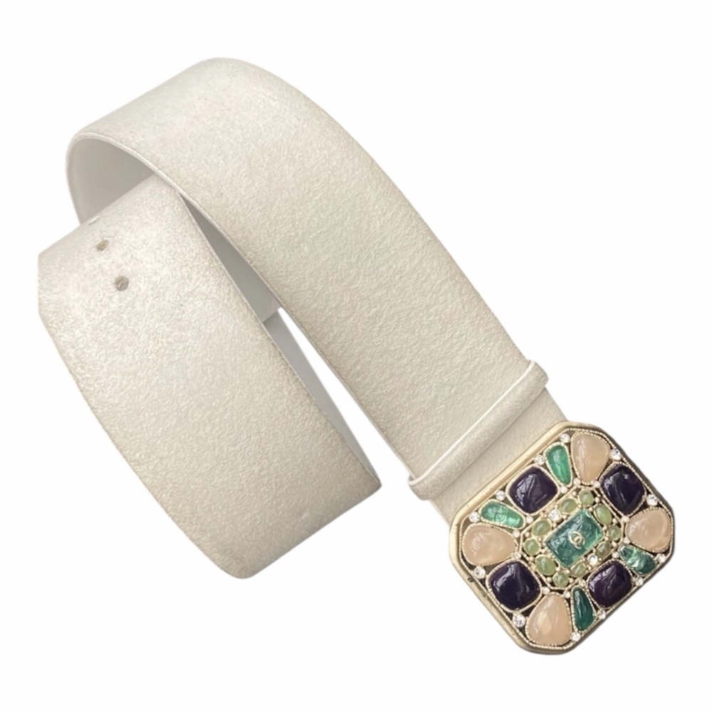 White Suede Chanel Gripoix Pate De Verre Belt Year 2008 - Picture 3 of 12